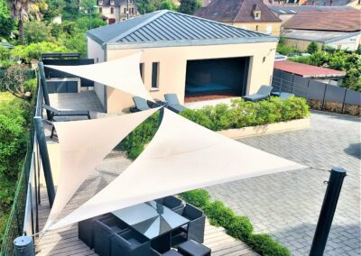 extérieur maison du cours d'eau sarlat